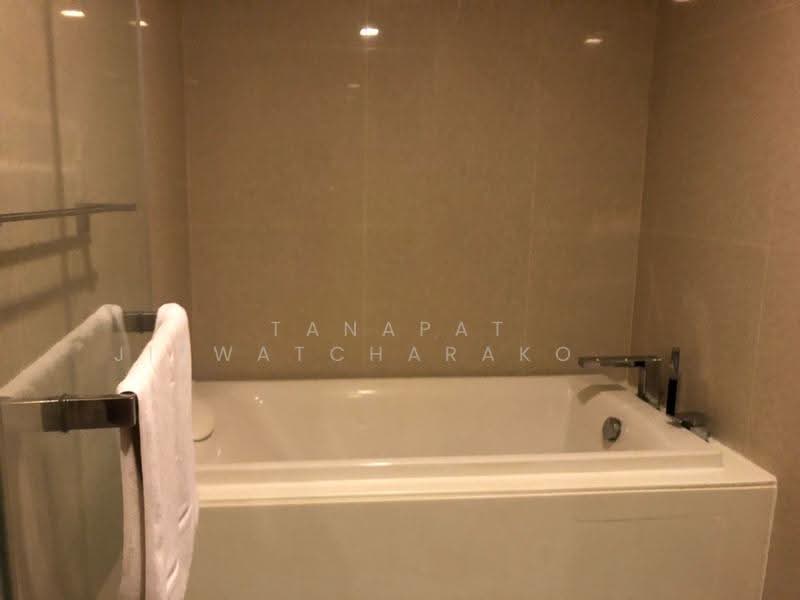 Liv @ 49, Bangkok, 9 Sukhumvit 49 Rd, Khlong Tan Nua, Watthana, Bangkok, 1 Bedroom, 45 sqm, Condo For Rent, by Tanapat Jitwatcharakomol, 500504475 - DDproperty.com