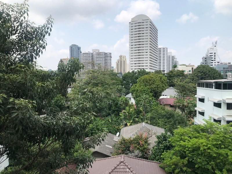 Liv @ 49, Bangkok, 9 Sukhumvit 49 Rd, Khlong Tan Nua, Watthana, Bangkok, 1 Bedroom, 45 sqm, Condo For Rent, by Tanapat Jitwatcharakomol, 500504475 - DDproperty.com