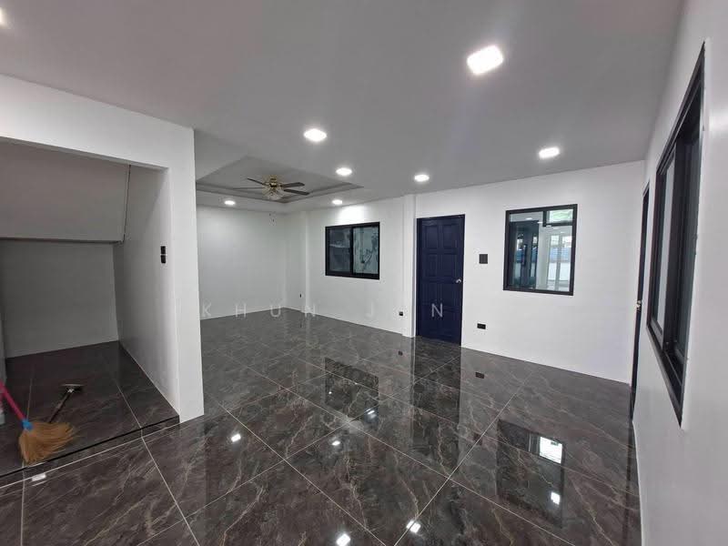 บ้านเดี่ยว 2 ชั้น Renovate ใหม่ ให้เช่า สุขุมวิท 101/1 (SPSJP626), กรุงเทพ, วชิรธรรมสาธิต 53, บางจาก, พระโขนง, กรุงเทพ, 300 ตร.ม., บ้านเดี่ยว ให้เช่า, โดย Khun Jane, 500504502 - DDproperty.com