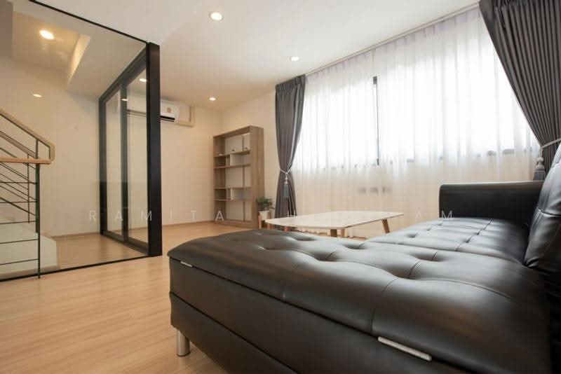 Shizen Phatthanakan 32, Bangkok, Soi Phatthanakan 32, Suan Luang, Bangkok, 3 Bedrooms, 210 sqm, Townhouse For Rent, by Ramita Theptham, 500504513 - DDproperty.com