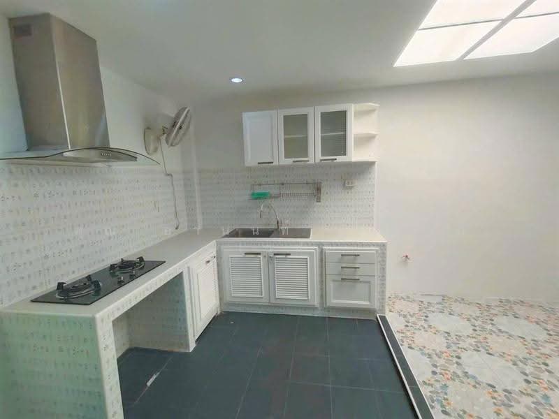 ดิ ไอบอกซ์ เกษตร-นวมินทร์ (The i Box Kaset – Nawamin), Bangkok, ถนนประเสริฐมนูกิจ, Khlong Kum, Bueng Kum, Bangkok, 3 Bedrooms, 150 sqm, Townhouse For Sale, by คุณ อานนท์ บุญกรม (เซฟ), 500504526 - DDproperty.com