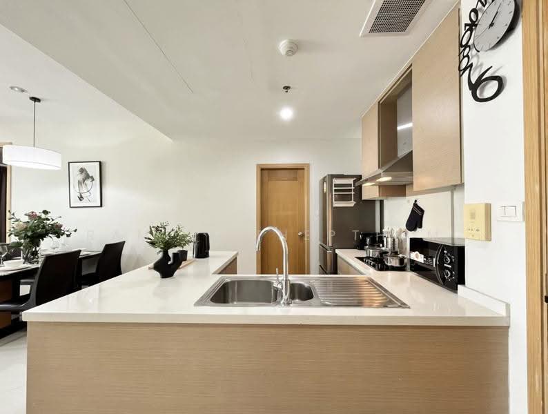 The Empire Place, Bangkok, 88 Narathiwatratchanakharin Road, Thung Maha Mek, Sathon, Bangkok, 2 Bedrooms, 110 sqm, Condo For Rent, by Ramita Theptham, 500504560 - DDproperty.com
