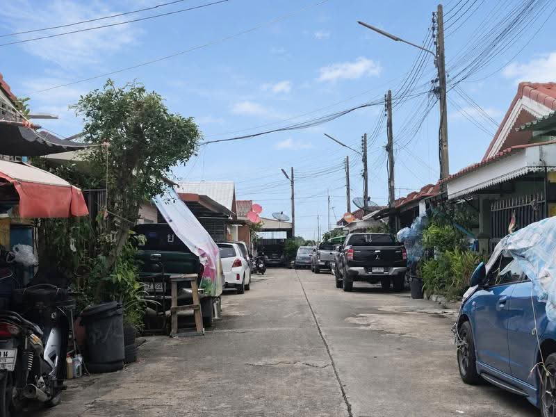 Baan Ruean Suk 2, Pathum Thani, ถนนเลียบคลองรังสิตประยูรศักดิ์ ตำบลลำผักกูด อำเภอธัญบุรี จังหวัดปทุมธานี, Lam Phak Kut, Thanyaburi, Pathum Thani, 2 Bedrooms, 96 sqm, Townhouse For Sale, by ณัฐยา ศิริฐานนท์, 500504634 - DDproperty.com