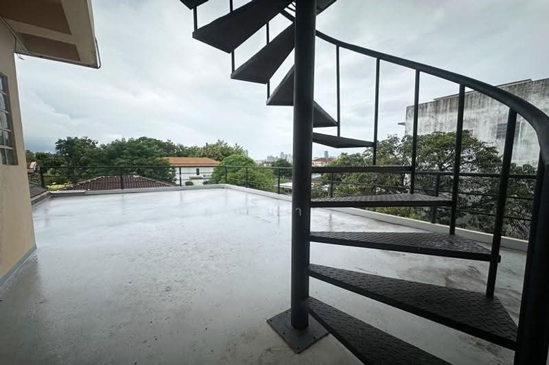 ขายบ้านเดี่ยว 3 ชั้น สุขุมวิท 101 ปุณณวิถี 51 เนื้อที่ 117 ตร.ว. เหมาะอยู่อาศัย-ทำโฮมออฟฟิศ ใกล้ BTS, Bangkok, ถนนสุขุมวิท 101, Bang Chak, Phra Khanong, Bangkok, 7 Bedrooms, 560 sqm, Single Detached House For Sale, by คุณนา, 500504638 - DDproperty.com