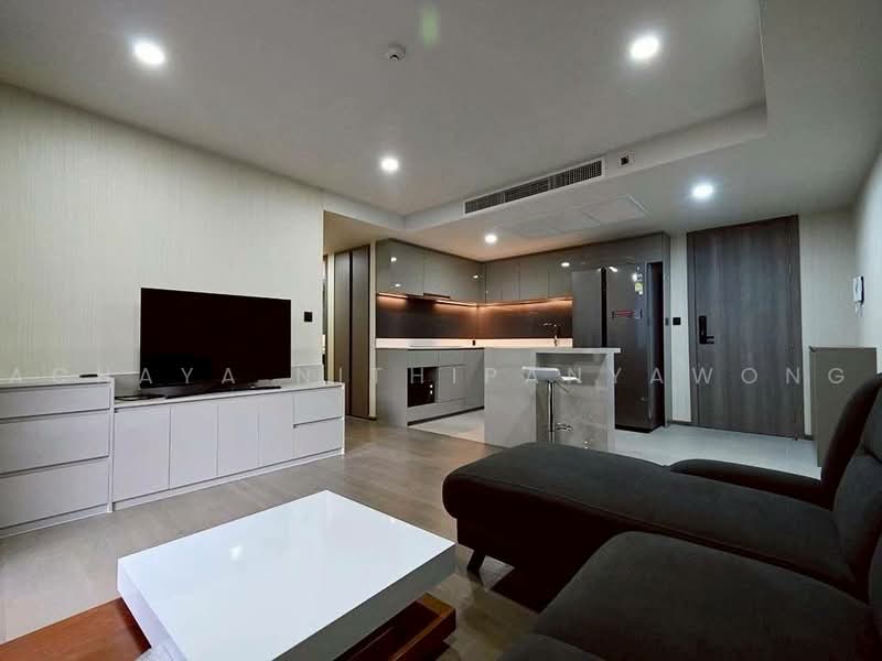 Klass Sarasin-Rajdamri, Bangkok, 229 Sarasin Road, Lumphini, Pathum Wan, Bangkok, 2 Bedrooms, 83 sqm, Condo For Rent, by Achaya Nithipanyawong, 500504661 - DDproperty.com
