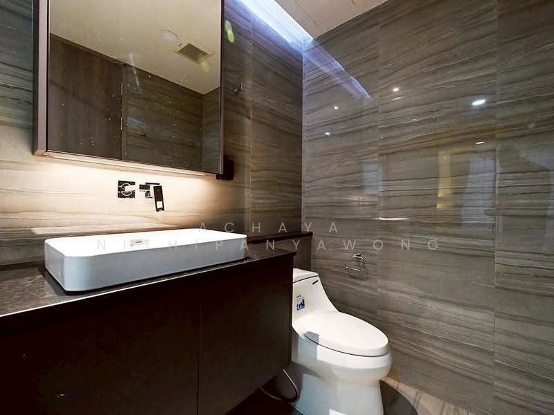 Klass Sarasin-Rajdamri, Bangkok, 229 Sarasin Road, Lumphini, Pathum Wan, Bangkok, 2 Bedrooms, 83 sqm, Condo For Rent, by Achaya Nithipanyawong, 500504661 - DDproperty.com