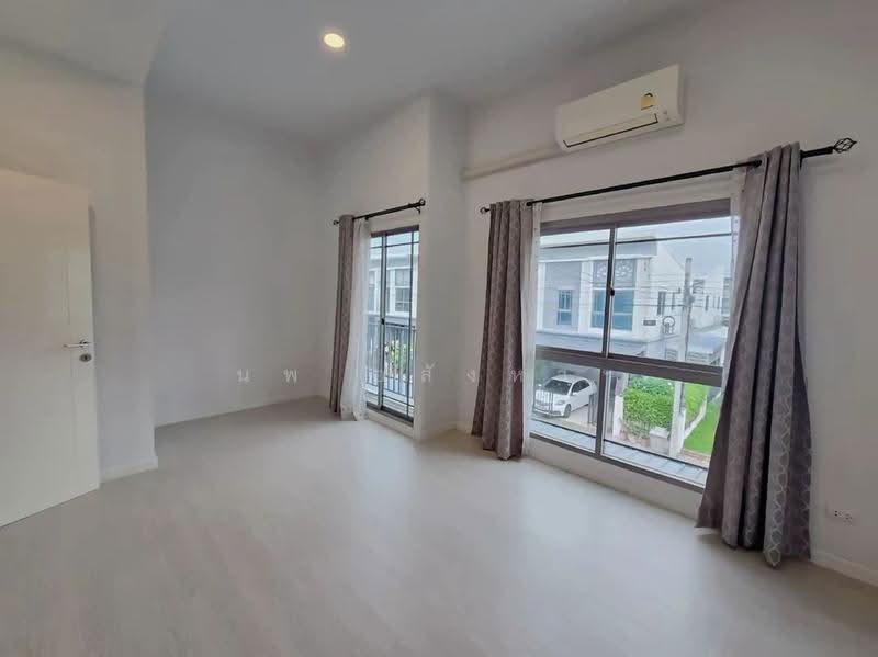 The Metro Chaengwattana, Nonthaburi, ถนนหอการค้าไทย, Khlong Phra Udom, Pak Kret, Nonthaburi, 3 Bedrooms, 112 sqm, Townhouse For Rent, by นพ อสังหาฯ, 500504668 - DDproperty.com