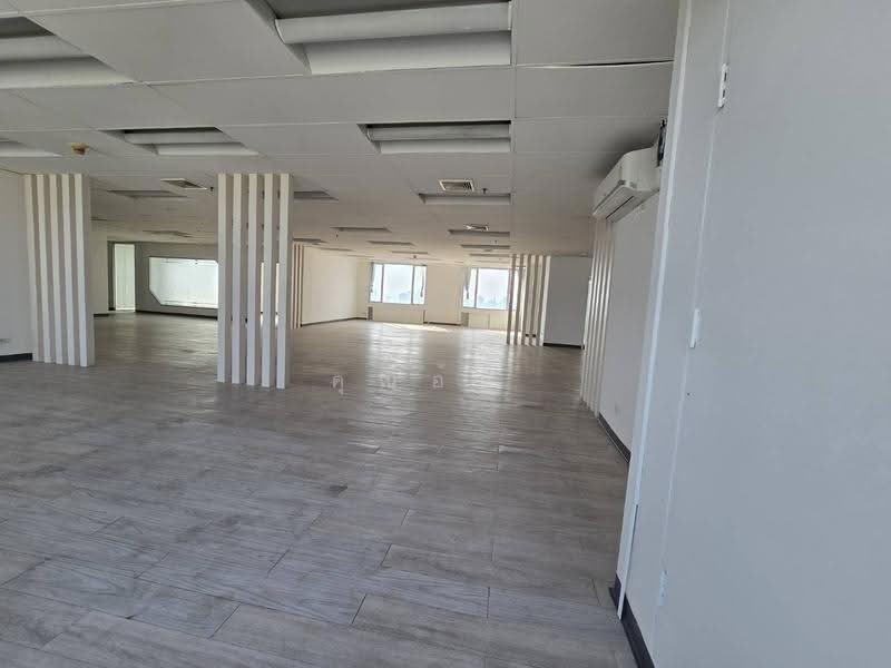ให้เช่าสำนักงาน อาคารฟอรั่มทาวเวอร์ ชั้น 36 | 572 ตร.ม. ทั้งชั้นมีเพียง 1 Office ทำเลดี ใกล้ MRT, กรุงเทพ, ห้วยขวาง, กรุงเทพ, 572 ตร.ม., สำนักงาน ให้เช่า, โดย คุณอ้อ, 500504677 - DDproperty.com