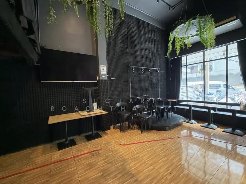 Commercial Space/Restaurant space for Rent, 80 sqm. @Surawong – Silom area, Bangkok, Surawong, Suriyawong, Bang Rak, Bangkok, , 80 sqm, Retail Space For Rent, by Suchart Roachthavilit, 500504691 - DDproperty.com