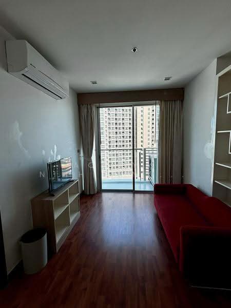 Sky Walk Residences, Bangkok, 1599 Sukhumvit Road, Phra Kanong Nua, Watthana, Bangkok, 1 Bedroom, 50 sqm, Condo For Rent, by Achaya Nithipanyawong, 500504692 - DDproperty.com