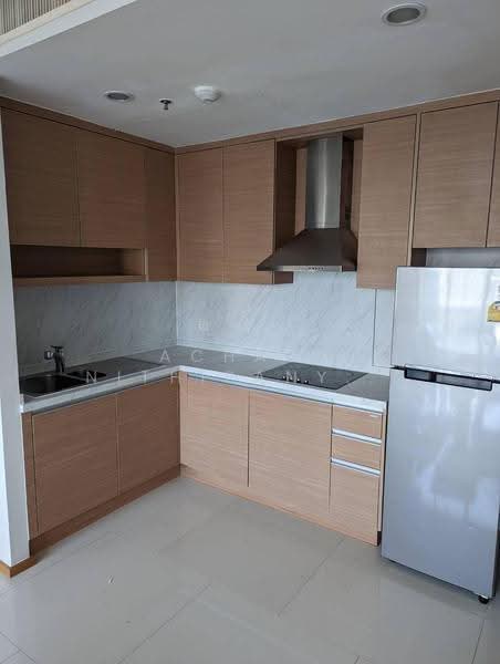 The Emporio Place, Bangkok, 93 Soi Sukhumvit 24, Sukhumvit Road, Khong Tan, Khlong Toei, Bangkok, 2 Bedrooms, 105 sqm, Condo For Rent, by Achaya Nithipanyawong, 500504693 - DDproperty.com