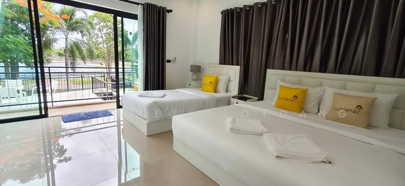6-BR Villa, Chon Buri (Pattaya), Nong Pru, Bang Lamung (Pattaya), Chon Buri (Pattaya), 6 Bedrooms, 350 sqm, Villa For Sale, by Sikkares Ploydang, 500504694 - DDproperty.com