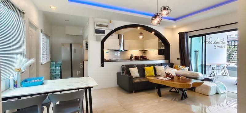 6-BR Villa, Chon Buri (Pattaya), Nong Pru, Bang Lamung (Pattaya), Chon Buri (Pattaya), 6 Bedrooms, 350 sqm, Villa For Sale, by Sikkares Ploydang, 500504694 - DDproperty.com
