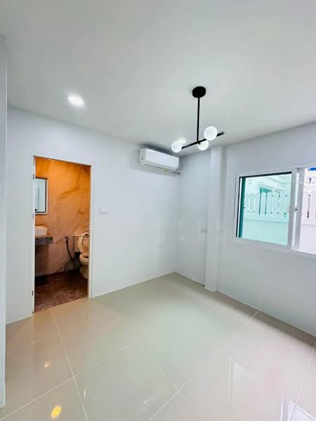 undefined, Phuket, Chalong, Muang Phuket, Phuket, 4 Bedrooms, 325 sqm, Single Detached House For Sale, by Sikkares Ploydang, 500504703 - DDproperty.com