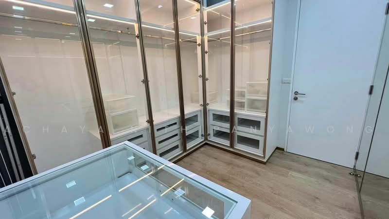 Noble BE19 Sukhumvit, Bangkok, 89 Sukhumvit 19 Alley, Khlong Tan Nua, Watthana, Bangkok, 2 Bedrooms, 61 sqm, Condo For Rent, by Achaya Nithipanyawong, 500504711 - DDproperty.com
