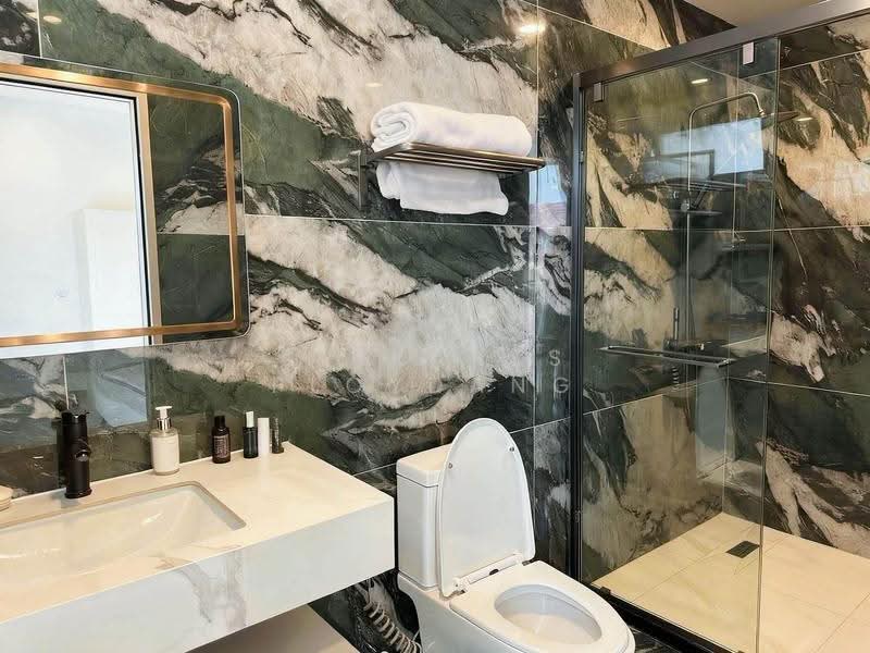 7-BR Villa, Chon Buri (Pattaya), Nong Pru, Bang Lamung (Pattaya), Chon Buri (Pattaya), 7 Bedrooms, 340 sqm, Villa For Rent, by Sikkares Ploydang, 500504720 - DDproperty.com