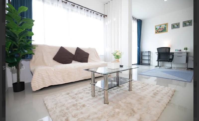 Townhome near Bangkok Hospital Chiang Mai, Chiang Mai, Nong Pa Krang, Muang Chiang Mai, Chiang Mai, 2 Bedrooms, 200 sqm, Townhouse For Rent, by Shori Asset Group Co., Ltd., 500504730 - DDproperty.com
