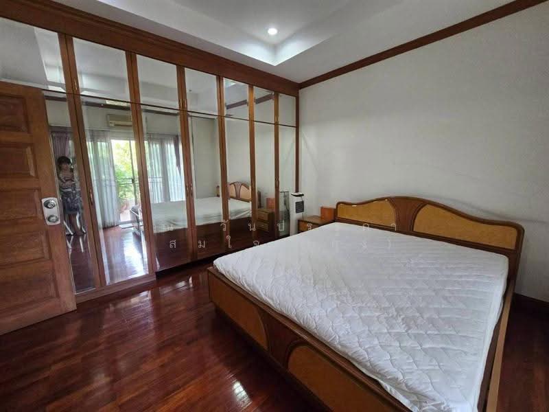 บ้านเดี่ยว 2 ชั้น 355 ตร.ว. ใกล้สน.ดอนเมือง ซอยเทิดราชัน27, กรุงเทพ, ถนนวิภาวดี, สีกัน, ดอนเมือง, กรุงเทพ, 600 ตร.ม., บ้านเดี่ยว ขาย, โดย คุณ วันประภา จุสมใจ (กุ้ง), 500504735 - DDproperty.com