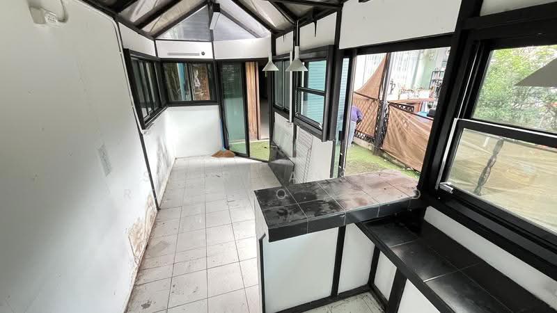 Commercial building in front of CMU, Chiang Mai, Su Thep, Muang Chiang Mai, Chiang Mai, , 194 sqm, Shophouse For Sale, by Shori Asset Group Co., Ltd., 500504753 - DDproperty.com