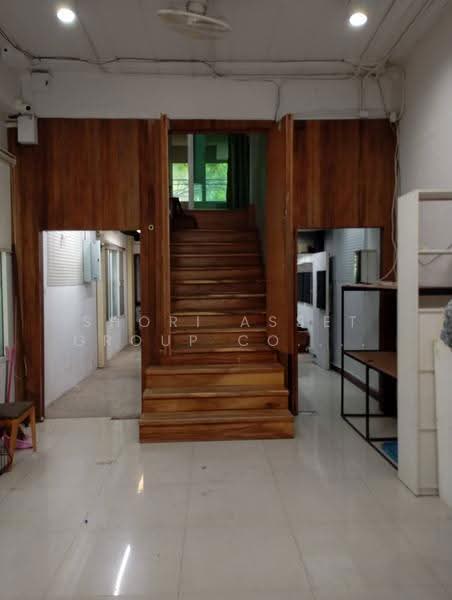 Commercial building in front of CMU, Chiang Mai, Su Thep, Muang Chiang Mai, Chiang Mai, , 194 sqm, Shophouse For Sale, by Shori Asset Group Co., Ltd., 500504753 - DDproperty.com