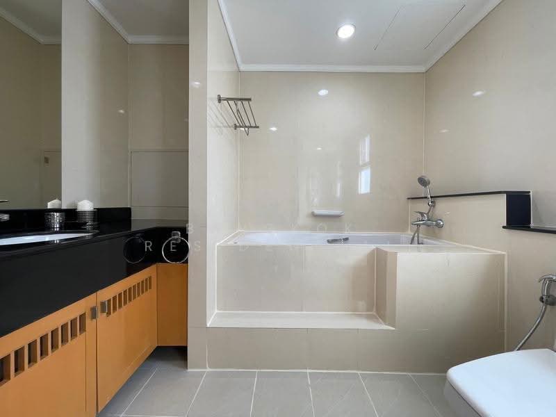 GM Height, Bangkok, Soi Sukhummvit 22, Khong Tan, Khlong Toei, Bangkok, 4 Bedrooms, 498 sqm, Apartment For Rent, by Bangkok Residential, 500504758 - DDproperty.com