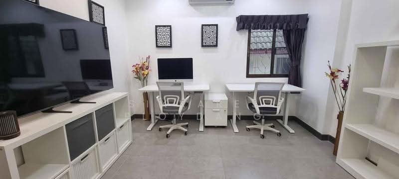 บ้าน 3-ห้องนอน, ชลบุรี, โป่ง, บางละมุง, ชลบุรี, 140 ตร.ม., บ้านเดี่ยว ขาย, โดย Sikkares Ploydang, 500504760 - DDproperty.com