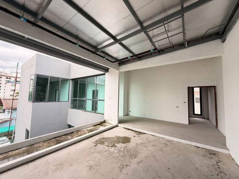 ไม่พบโครงการ, Bangkok, , Suan Luang, Bangkok, 4 Bedrooms, 750 sqm, Single Detached House For Sale, by ดลดากร ลลิตวรฉัตร, 500504783 - DDproperty.com