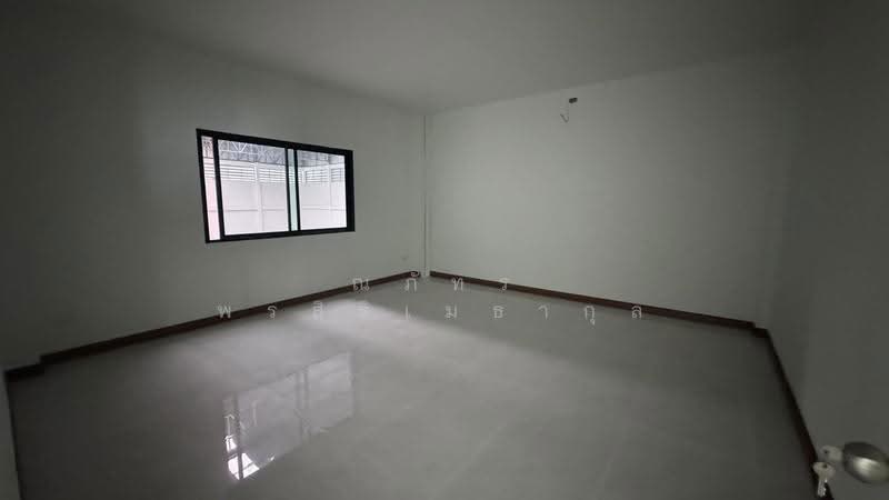 ให้เช่าโกดัง/โรงงาน พร้อมออฟฟิศ กระทุมแบน เอกชัย บางบอน สมุทรสาคร 1,551 ตรม. (TW8-28226), สมุทรสาคร, สวนหลวง, กระทุ่มแบน, สมุทรสาคร, 1,551 ตร.ม., โกดัง-โรงงาน ให้เช่า, โดย ณภัทร พรสิริเมธากุล, 500504840 - DDproperty.com