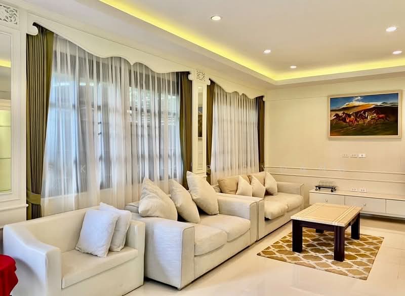 4-BR House, Phuket, Kathu, Phuket, 4 Bedrooms, 382 sqm, Single Detached House For Sale, by Sikkares Ploydang, 500504861 - DDproperty.com