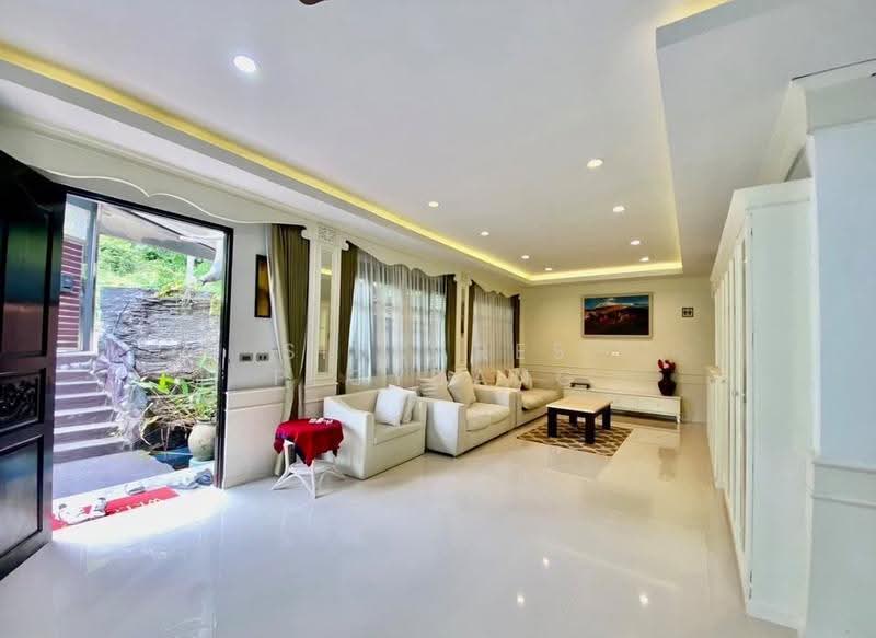 4-BR House, Phuket, Kathu, Phuket, 4 Bedrooms, 382 sqm, Single Detached House For Sale, by Sikkares Ploydang, 500504861 - DDproperty.com