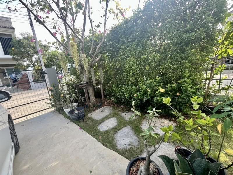 Villaggio Suksawat-Prachauthit, Samut Prakan, Khlong Bang Pla Kot, Phra Samut Chedi, Ban Khlong Suan, Phra Samut Jadee, Samut Prakan, 3 Bedrooms, 122 sqm, Townhouse For Sale, by Connex Property, 500504888 - DDproperty.com
