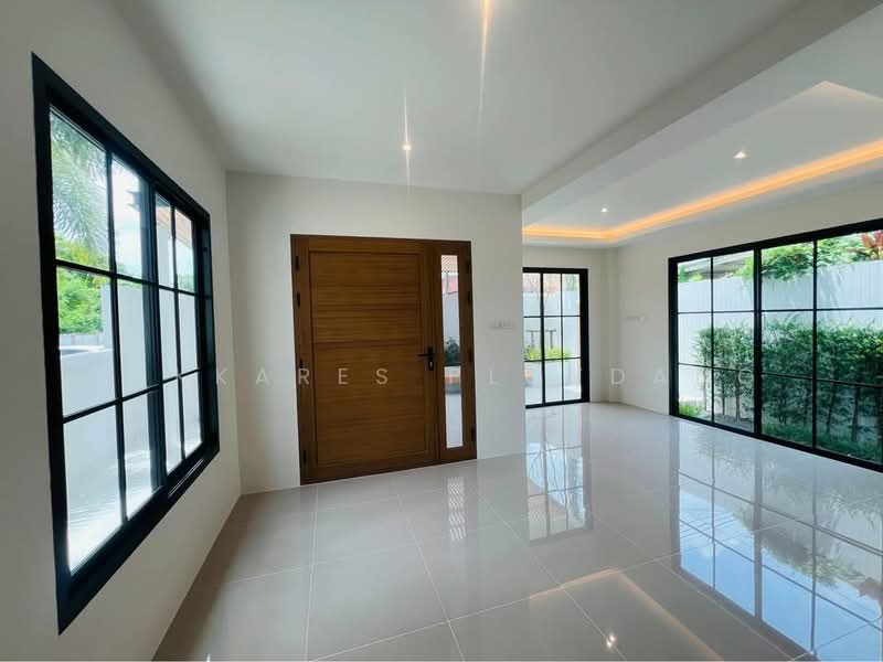 undefined, Phuket, Chalong, Muang Phuket, Phuket, 4 Bedrooms, 325 sqm, Single Detached House For Sale, by Sikkares Ploydang, 500504927 - DDproperty.com