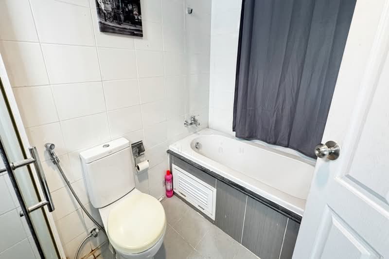 Areeya Daily Kaset-Nawamintr, Bangkok, Ladplakhao Road, Chorake Bua, Lat Phrao, Bangkok, 3 Bedrooms, 152 sqm, Townhouse For Sale, by คุณปาล์ม, 500504938 - DDproperty.com
