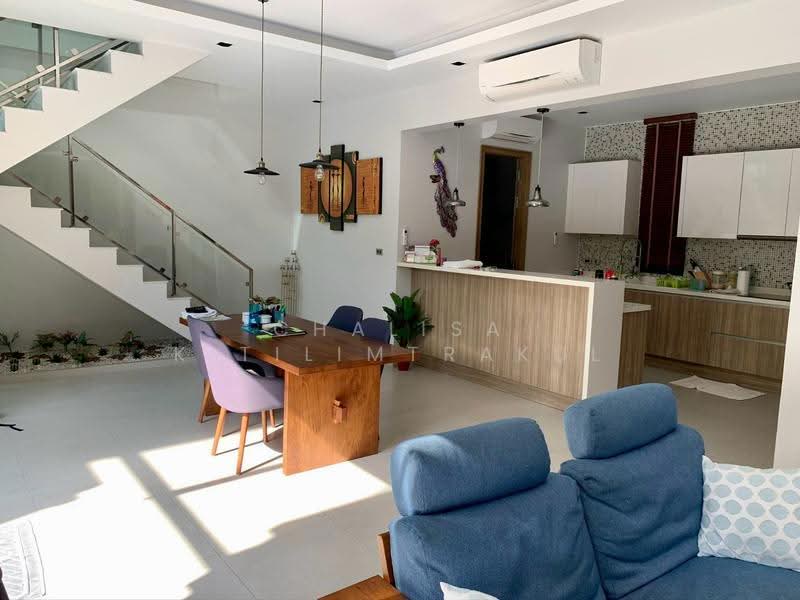 Majestic Residence Pratumnak, Chon Buri (Pattaya), Nong Pru, Bang Lamung (Pattaya), Chon Buri (Pattaya), 4 Bedrooms, 270 sqm, Villa For Rent, by Chalisa Kitilimtrakul, 500505039 - DDproperty.com