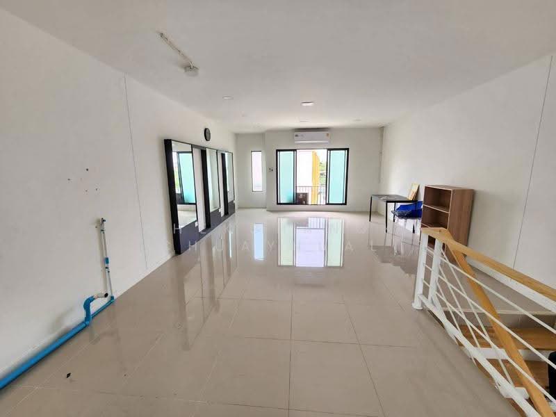 The Connect Biztown, Pathum Thani, ถนนกรุงเทพ-ปทุมธานี, Bang Dua, Muang Pathum Thani, Pathum Thani, , 187 sqm, Shophouse For Rent, by Chekchanok Chuaynual, 500505052 - DDproperty.com