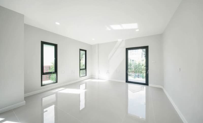 นันทวัน วงแหวน-รัตนาธิเบศร์, Nonthaburi, Sao Thong Hin, Bang Yai, Nonthaburi, 4 Bedrooms, 370 sqm, Single Detached House For Sale, by Siripong Iamcharas, 500505068 - DDproperty.com