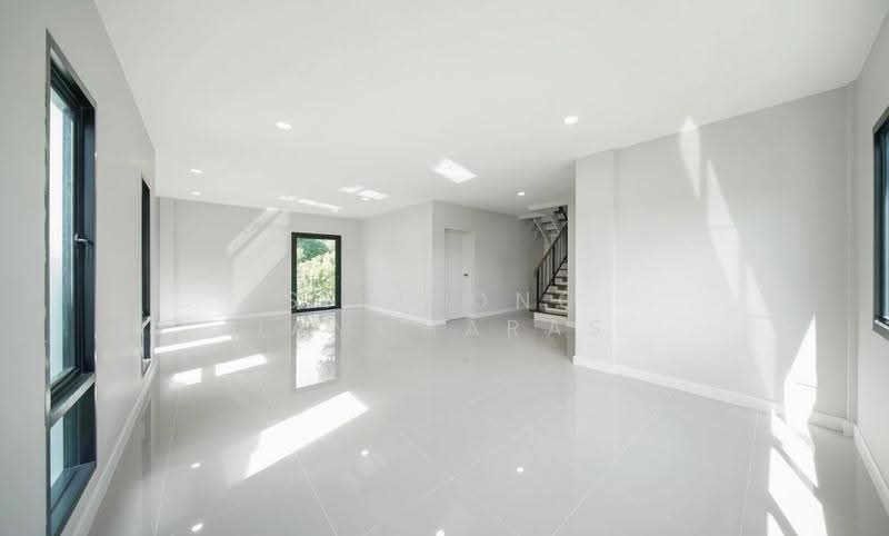 นันทวัน วงแหวน-รัตนาธิเบศร์, Nonthaburi, Sao Thong Hin, Bang Yai, Nonthaburi, 4 Bedrooms, 370 sqm, Single Detached House For Sale, by Siripong Iamcharas, 500505068 - DDproperty.com