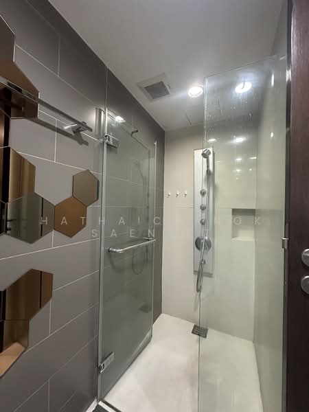 ASHTON Morph 38, Bangkok, 88 Soi Sukhumvit 38, Phra Kanong, Khlong Toei, Bangkok, 1 Bedroom, 40 sqm, Condo For Rent, by Hathaichanok Saenset, 500505118 - DDproperty.com