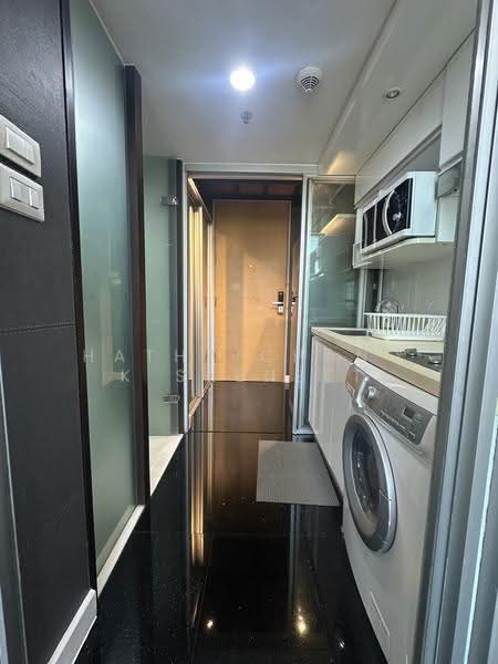 ASHTON Morph 38, Bangkok, 88 Soi Sukhumvit 38, Phra Kanong, Khlong Toei, Bangkok, 1 Bedroom, 40 sqm, Condo For Rent, by Hathaichanok Saenset, 500505118 - DDproperty.com
