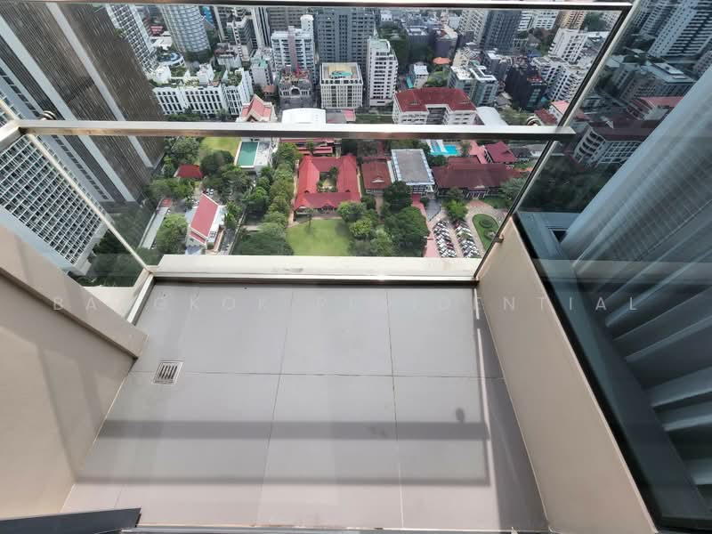 The Esse Asoke, Bangkok, 333 Soi Sukhumvit 21, Sukhumvit Road, Khlongtoei Nua, Watthana, Bangkok, 2 Bedrooms, 75 sqm, Condo For Rent, by Bangkok Residential, 500505125 - DDproperty.com