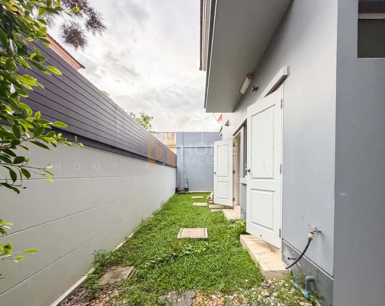 Nanthawan Uthayan-Aksa, Bangkok, Uthayan Road, Sala Thammasop, Thawi Watthana, Bangkok, 4 Bedrooms, 200 sqm, Single Detached House For Sale, by HOME Real Estate Service, 500505144 - DDproperty.com