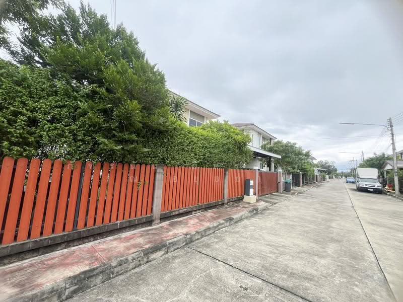 The Plant Light Tiwanon - Rangsit, Pathum Thani, Bang Kadi, Muang Pathum Thani, Pathum Thani, 3 Bedrooms, 232 sqm, Single Detached House For Sale, by ภัทรนัน อิศรางกูร ณ อยุธยา, 500505179 - DDproperty.com