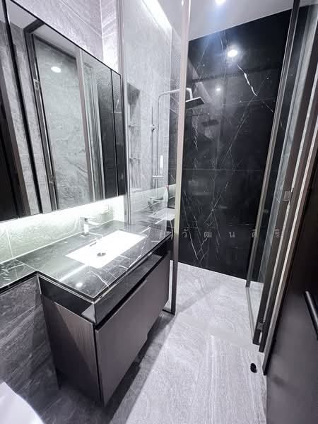 The Esse Sukhumvit 36, Bangkok, Soi Sukhumvit 36, Sukhumvit Road, Phra Kanong, Khlong Toei, Bangkok, 2 Bedrooms, 75 sqm, Condo For Rent, by Jirayu Chaiyawattanasiri, 500505192 - DDproperty.com