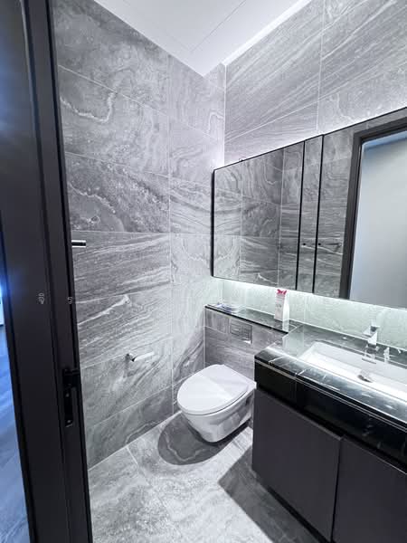 The Esse Sukhumvit 36, Bangkok, Soi Sukhumvit 36, Sukhumvit Road, Phra Kanong, Khlong Toei, Bangkok, 2 Bedrooms, 75 sqm, Condo For Rent, by Jirayu Chaiyawattanasiri, 500505192 - DDproperty.com