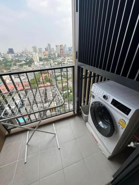 Oka Haus Sukhumvit 36, Bangkok, 3399 Rama 4 Road, Khong Tan, Khlong Toei, Bangkok, 1 Bedroom, 35 sqm, Condo For Rent, by Nakarin Sookpaiboon, 500505238 - DDproperty.com