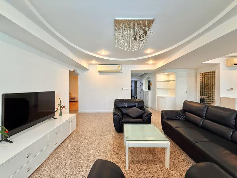 Royal Castle Sukhumvit, Bangkok, 30 Soi Sukhumvit 39, Khlongtoei Nua, Watthana, Bangkok, 3 Bedrooms, 160 sqm, Condo For Rent, by Bangkok Residential, 500505245 - DDproperty.com