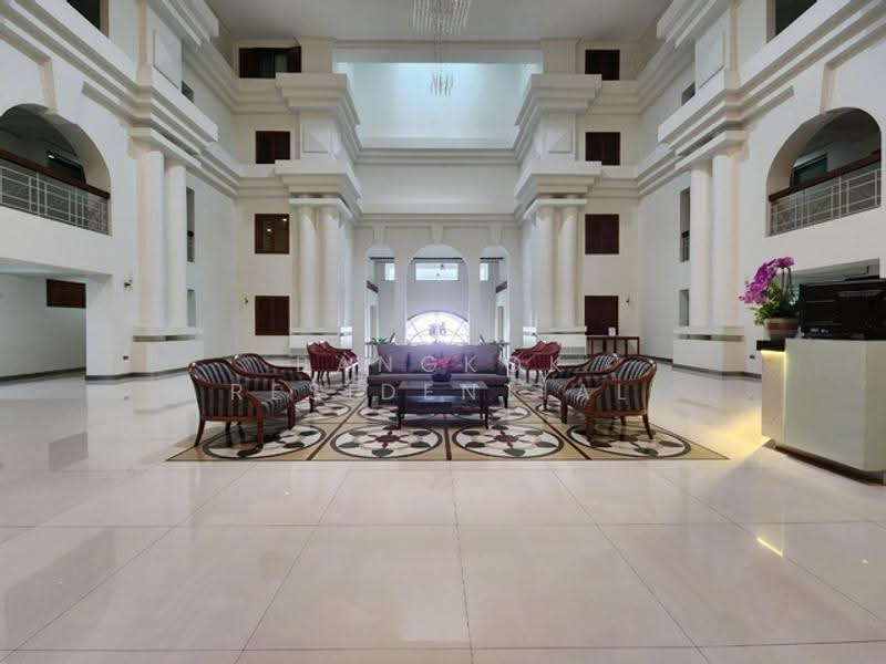 Royal Castle Sukhumvit, Bangkok, 30 Soi Sukhumvit 39, Khlongtoei Nua, Watthana, Bangkok, 3 Bedrooms, 160 sqm, Condo For Rent, by Bangkok Residential, 500505245 - DDproperty.com