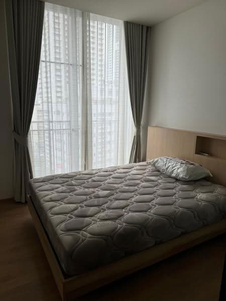 Noble Around Sukhumvit 33, Bangkok, 17 Soi Sukhumvit 33, Khlong Tan Nua, Watthana, Bangkok, 2 Bedrooms, 61 sqm, Condo For Rent, by Nakarin Sookpaiboon, 500505254 - DDproperty.com