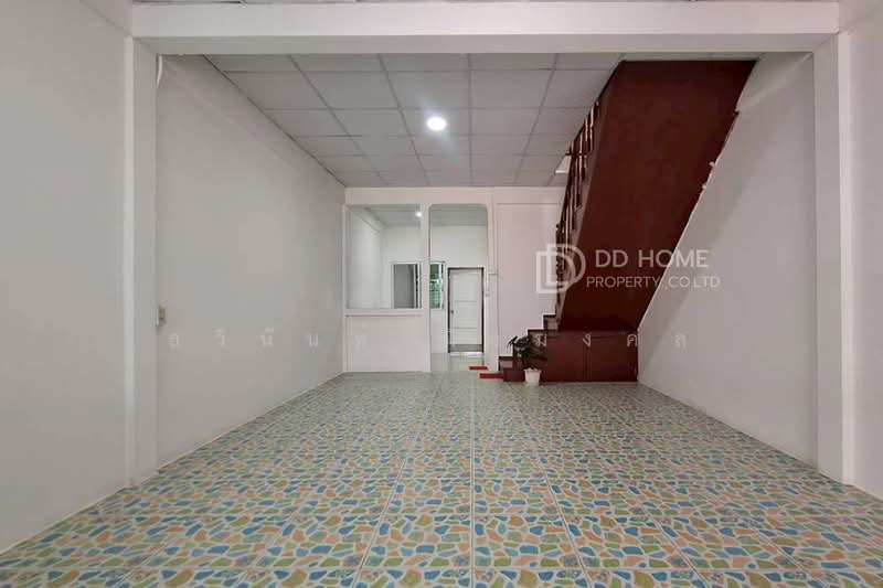 Baan Somchai Pattana, Nonthaburi, Soi Somchai Phatthana Village, Bang Kruai, Nonthaburi, 2 Bedrooms, 90 sqm, Townhouse For Sale, by ธวินันท์ มิ่งมงคล, 500505270 - DDproperty.com
