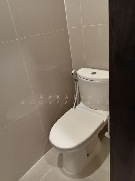 XT Huaikhwang, Bangkok, 244 Ratchadaphisek Road, Huai Khwang, Bangkok, 1 Bedroom, 29 sqm, Condo For Rent, by Nakarin Sookpaiboon, 500505285 - DDproperty.com